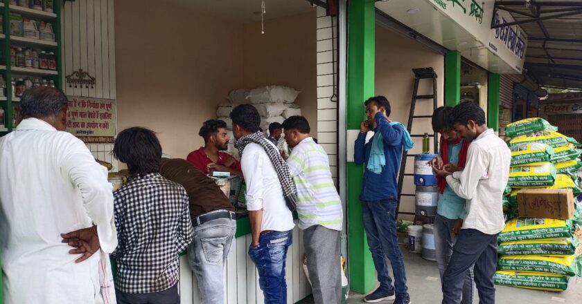 सोयाबीन की बोवनी में इस बार किसानों के 53 करोड़ होंगे अतिरिक्त खचज़्