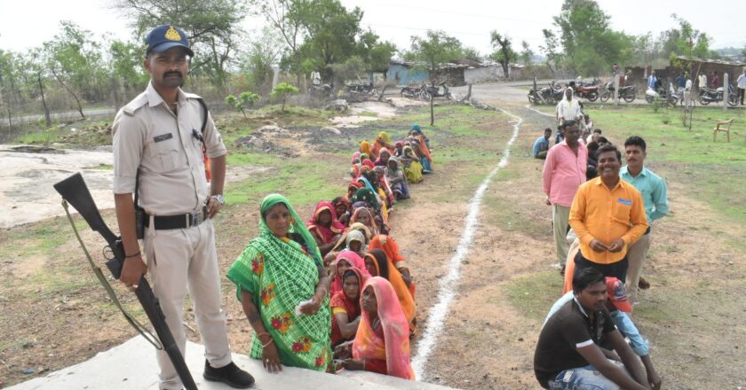 मतदान निर्विघ्न, मतगणना में खून खराबा
