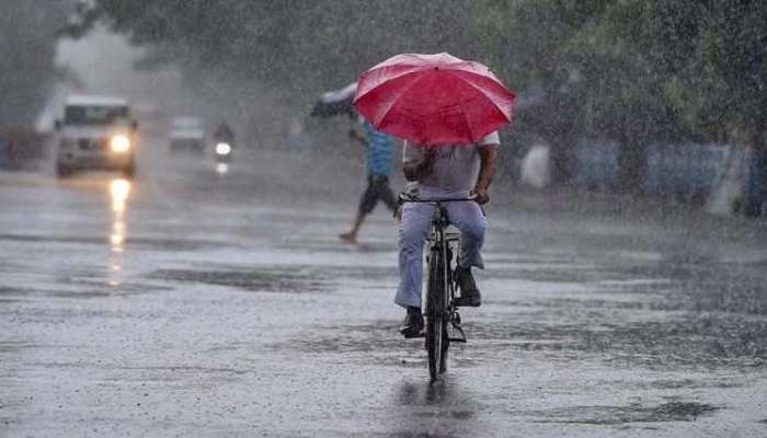 मानसून की दस्तक के साथ दिल्ली में 10 डिग्री लुढ़का पारा, जानिए अगले हफ्ते बारिश को लेकर IMD का अलर्ट