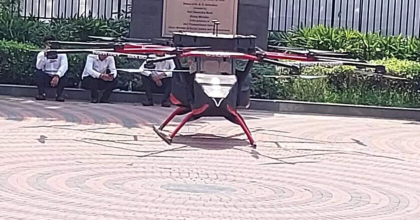 इंसान को लेकर उड़ने वाला देश का पहला ड्रोन, जल्द समुद्र में होगा परीक्षण