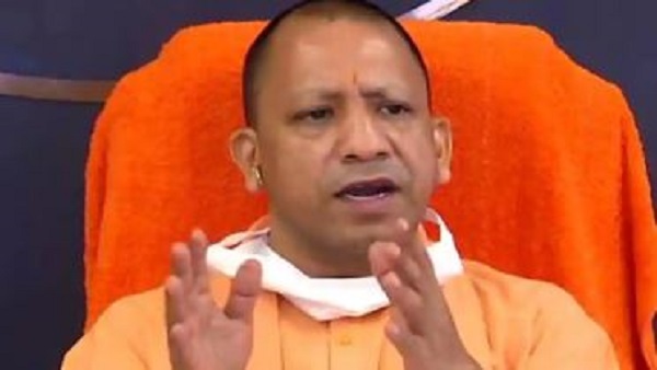 बांग्लादेश में हो रही हिंसा के मामले में अलग-अलग नेताओं की प्रतिक्रियाएं आ रही हैं। ऐसे में सीएम योगी आदित्यनाथ के बयान पर विपक्ष बौखला उठा है। इस मामले में उत्तर प्रदेश कांग्रेस ने सीएम योगी के बयान पर तीखी प्रतिक्रिया भी दी है।
