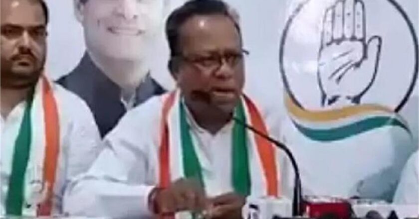 गुजरात चुनाव से पहले कांग्रेस का बड़ा ऐलान, सरकार बनी तो किसानों का तीन लाख तक का कर्ज होगा माफ