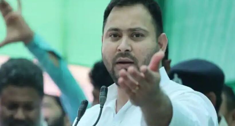 सोनिया गांधी से मुलाकात के बाद बोले तेजस्वी यादव- ‘नीतीश जी का हमसे हाथ मिलाना BJP के मुंह पर तमाचे की तरह’