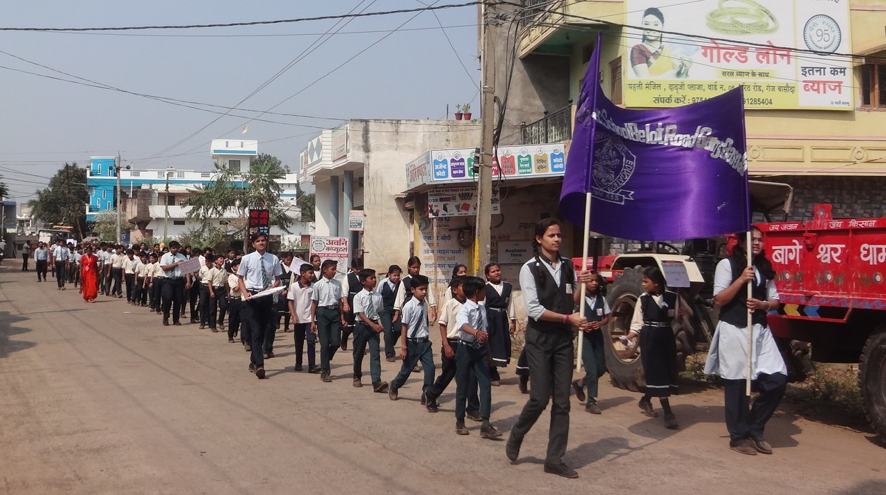 मॉडल पब्लिक स्कूल ने निकाली मतदाता जागरूकता रैली
