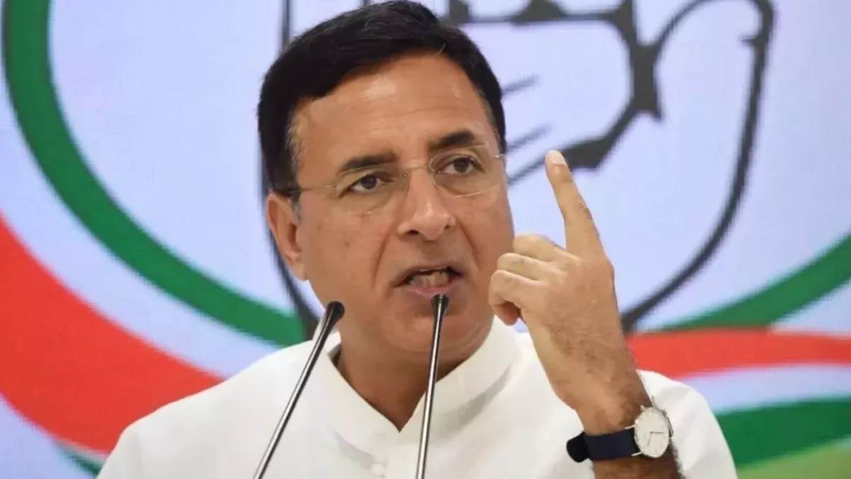 पटवारी भर्ती घोटाले को लेकर कांग्रेस का सरकार पर बड़ा हमला, सुरजेवाला बोले- सरकार आने पर कोई नहीं बचेगा..