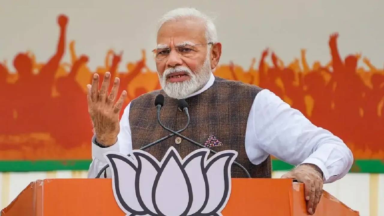 पीएम मोदी की ‘सीधी’ बात, ‘कई सालों तक गरीबों के पैसे पर कांग्रेस ने ‘पंजा’ मारा..’