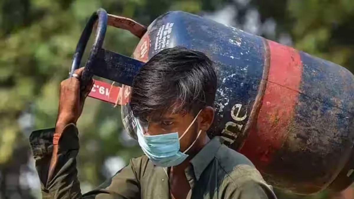 छठ पर बड़ा तोहफा : LPG सिलेंडर हुआ सस्ता, आज से नया रेट लागू