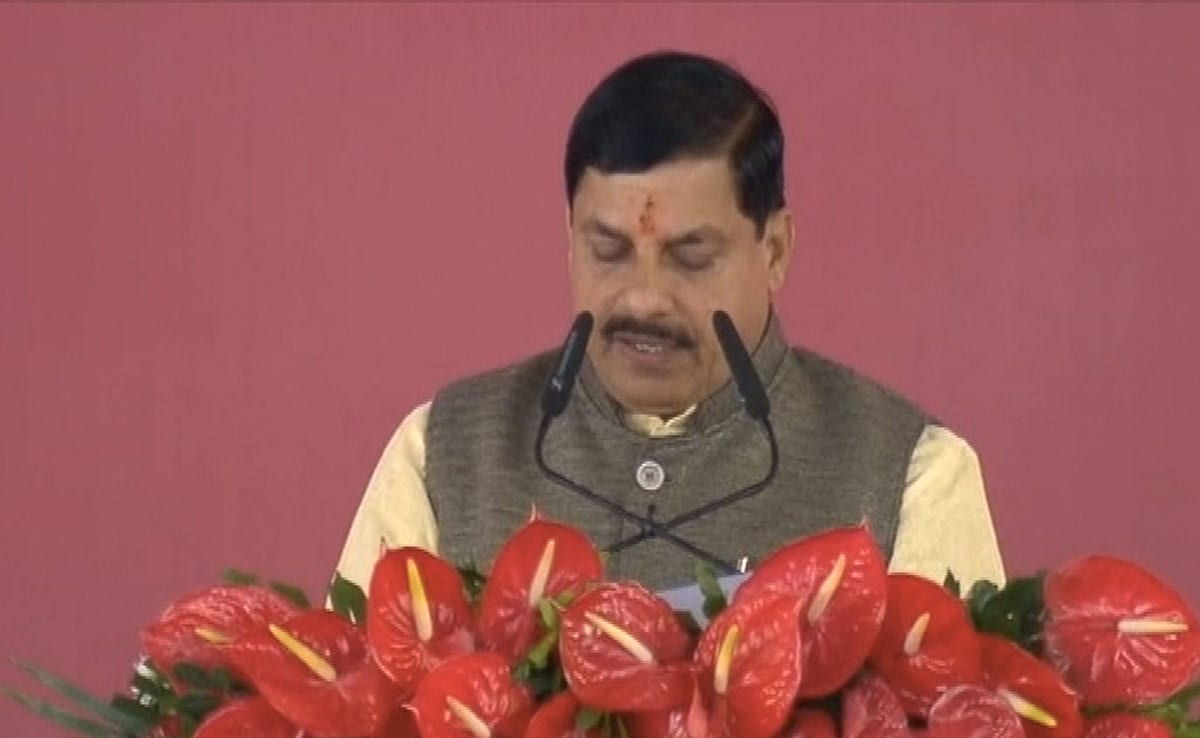 जम्मू-कश्मीर की सांबा विधानसभा के धगवाल और गुर्हा सलाठिया की जनसभा को संबोधित करने पहुंचे MP CM Dr. Mohan Yadav ने कांग्रेस पर जमकर साधा निशाना