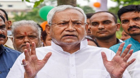 “फालतू का खबर मत चलाइए” इंडी गठबंधन की बैठक रद्द होने पर नीतीश कुमार ने चुप्पी तोड़ी