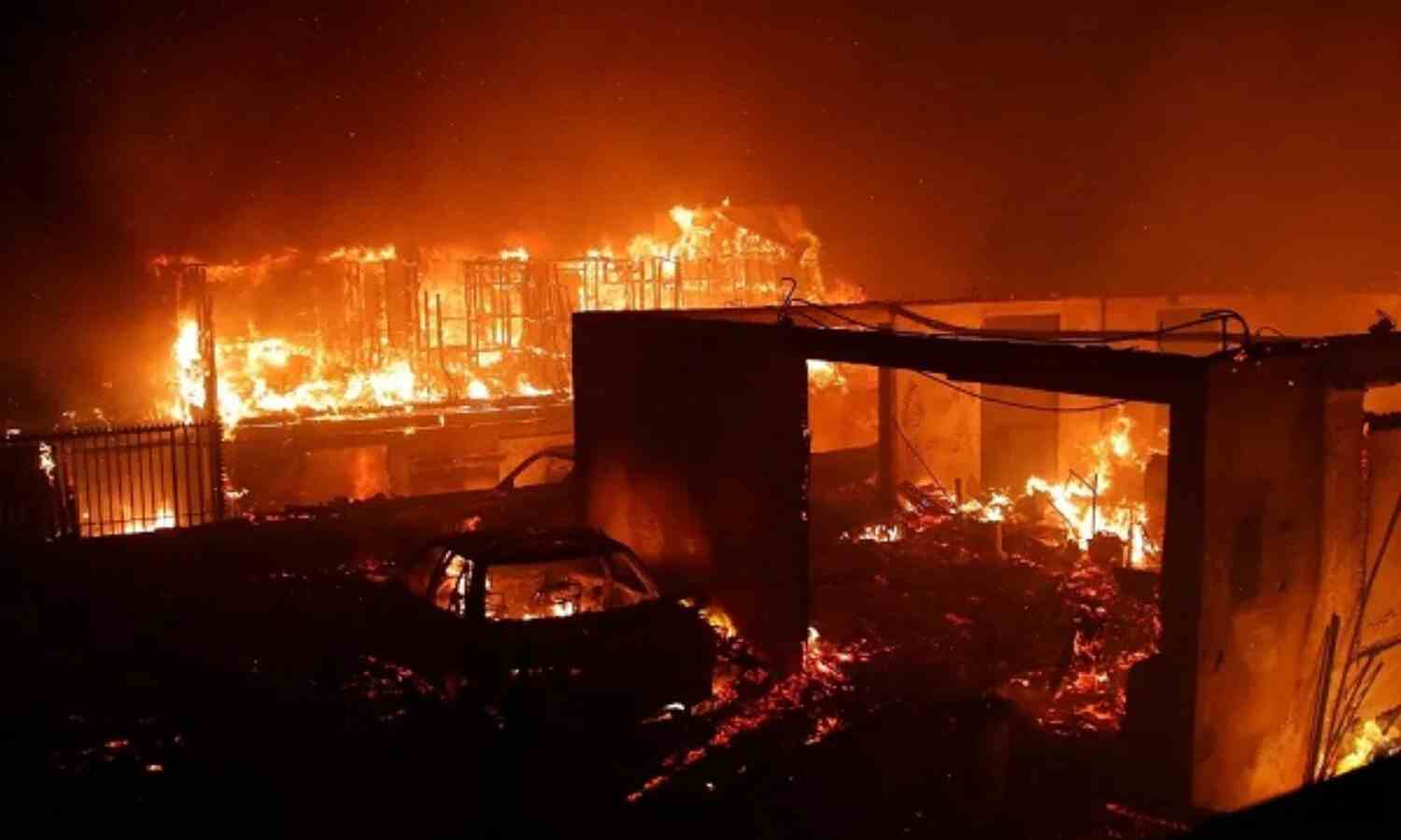 मध्य चिली के जंगलों में भीषण आग, अब तक 46 की मौत, सरकार ने लगाया आपातकाल