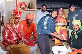 35 लोगों की मौत के कारण रुकी थी शादी, अब साढ़े सोलह महीने बाद बजी शहनाई