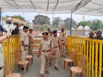सर्वे बीच में छोड़कर अचानक मांडू रवाना हुई ASI टीम, भोजशाला से निकला खास कनेक्शन