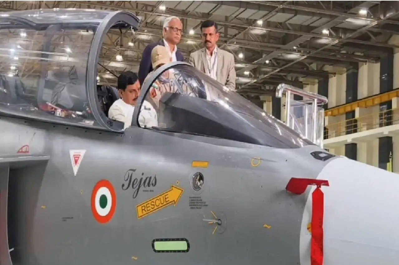 अब एमपी में बनेंगे तेजस फायटर जेट! सीएम मोहन यादव ने हिंदुस्तान एरोनॉटिक्स को दिया निवेश का न्योता