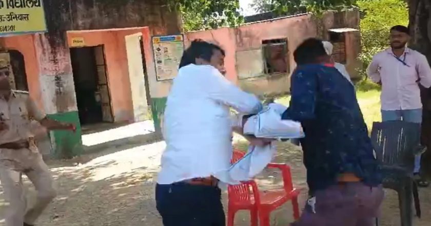 टोंक जिले में एसडीएम थप्पड़ कांड के बाद पुलिस ने इलाके में इंटरनेट बंद कर दिया गया है।