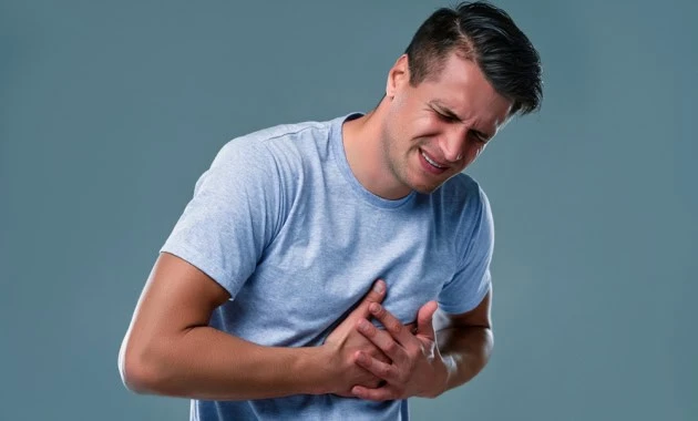 Heart Failure का खतरा किन लोगों में ज्यादा है? जानिए क्या डेली लाइफस्टाइल बन रही है इसकी बड़ी वजह