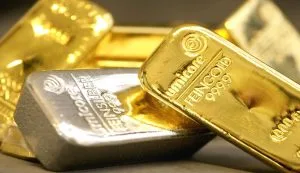Gold Silver Price Today: सोने की कीमतों में गिरावट, चांदी भी फिसली, जानिए क्या हैं 24, 22, 18 और 14 कैरेट गोल्ड के रेट